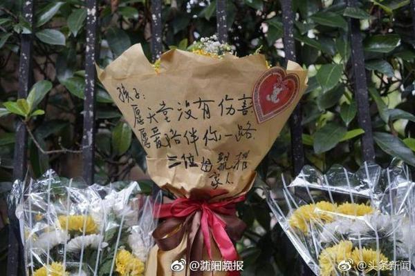 维蒂尼亚：我们才拿第一座欧冠&皇马还是皇马；五冠王是历史性的